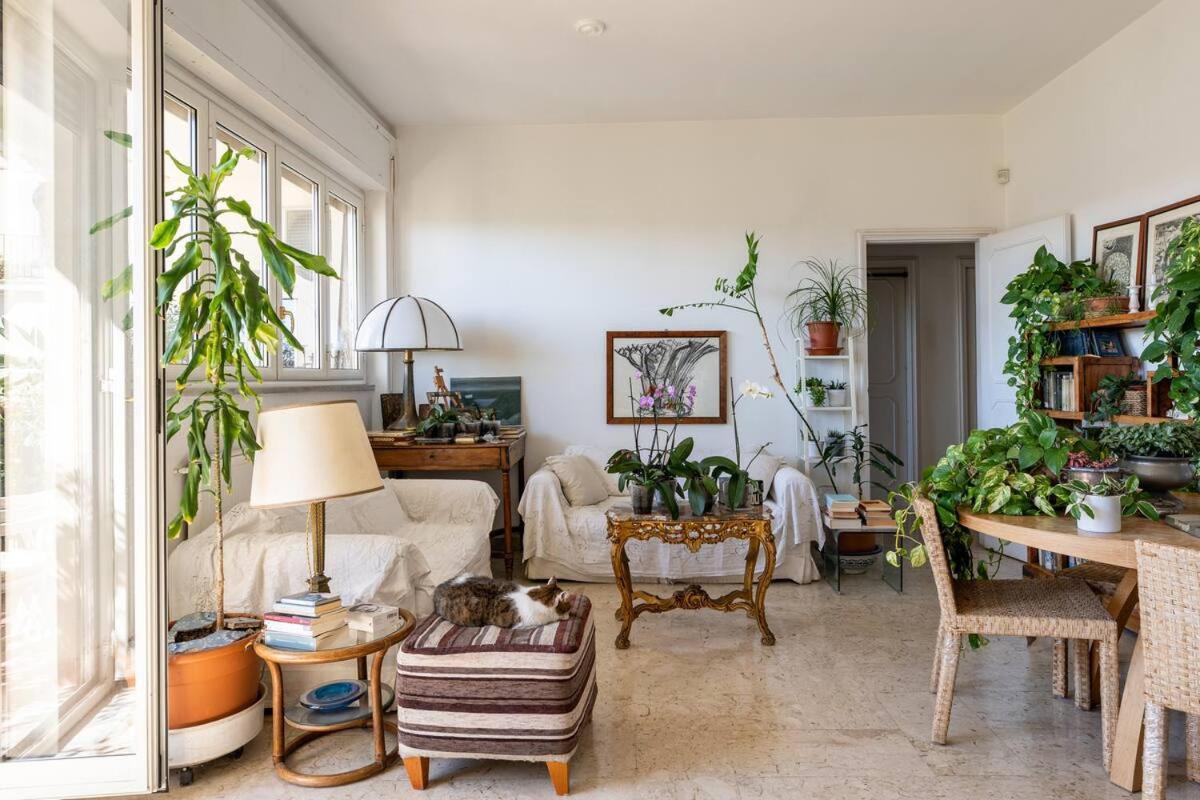 Large E Small Private Bathroom Between Mondello And Old Town! Free Park! Hospedagem domiciliar